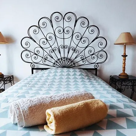 Pensión Fountain Of Happiness Óbidos