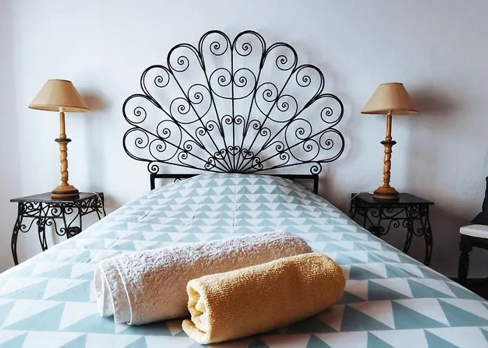 Gæstehus Fountain Of Happiness Óbidos